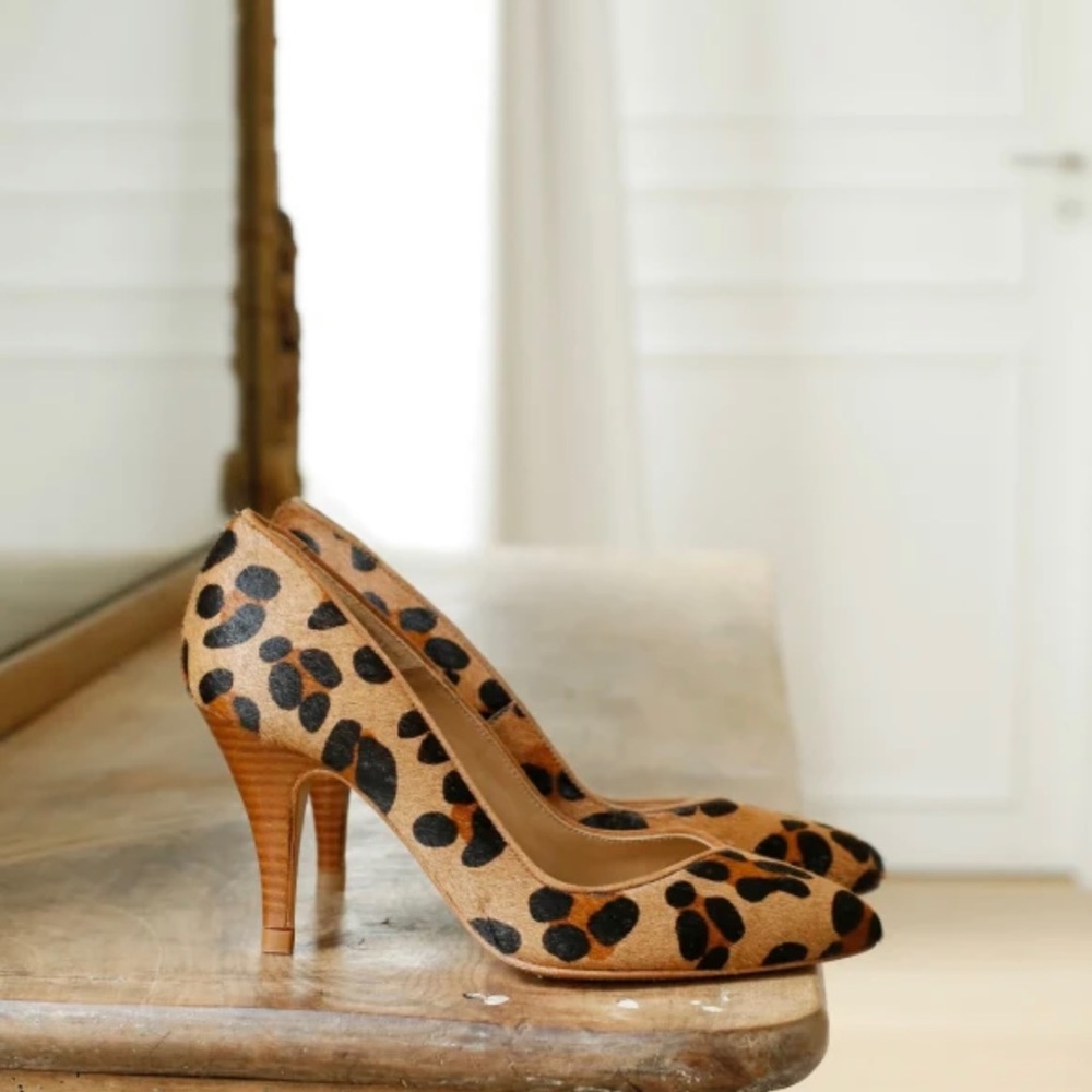 Gorgeous NWT Sezane Django leopard hazelnut Courts